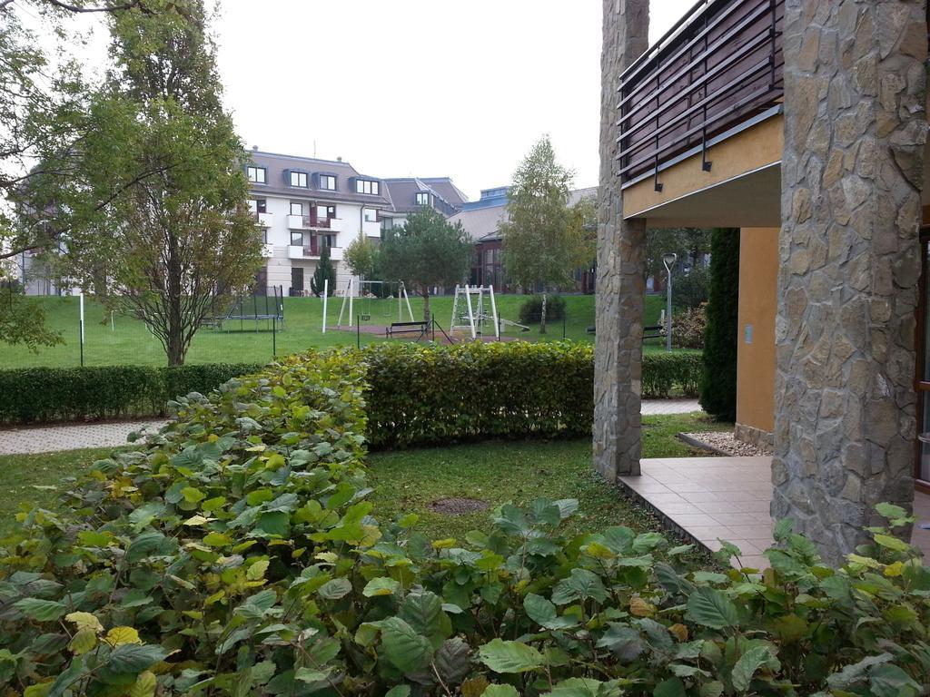 Birdland Villapark Golf View Bük Buitenkant foto