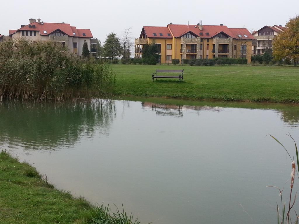 Birdland Villapark Golf View Bük Buitenkant foto